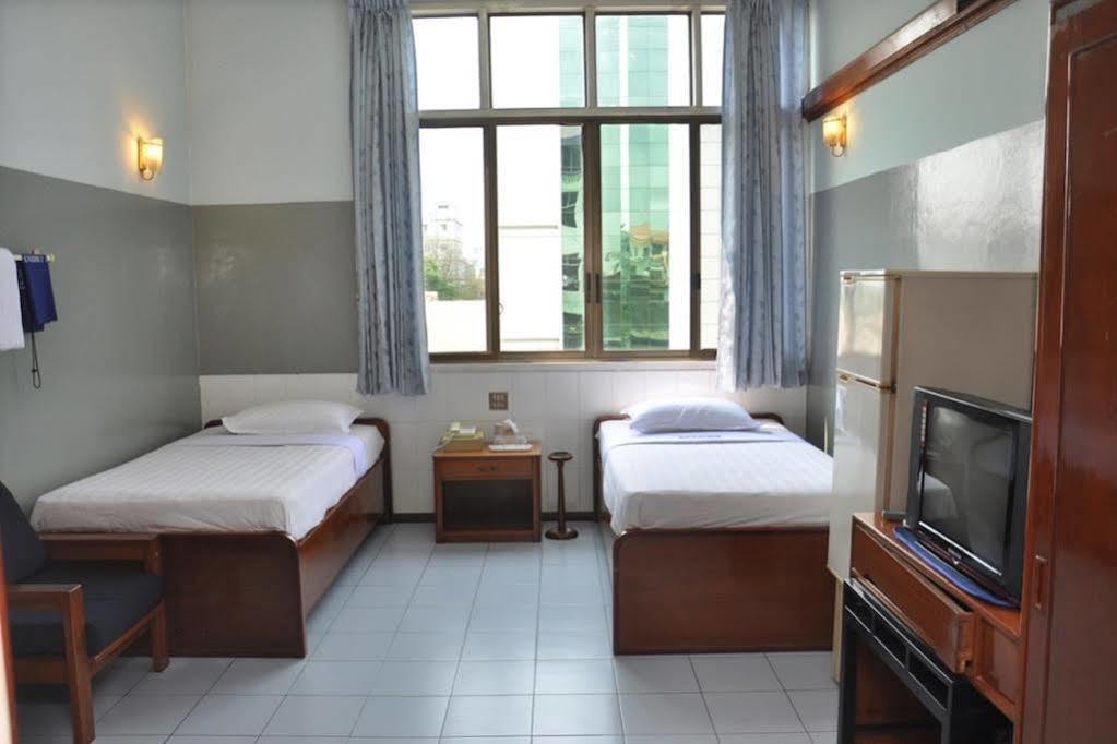 Fortune Hotel Mandalay Eksteriør bilde